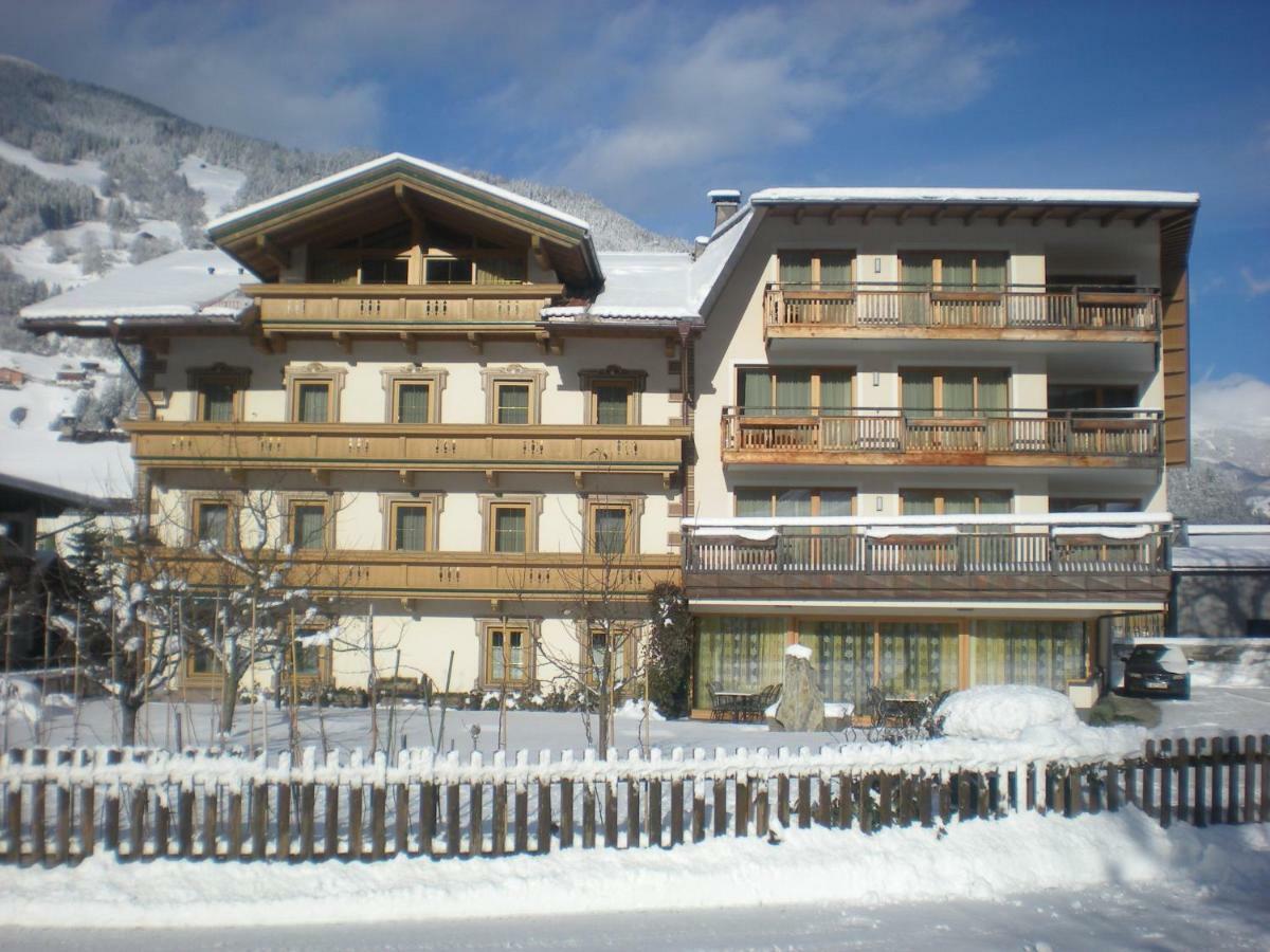 Hotel Garni Elisabeth Zell am Ziller Exterior photo