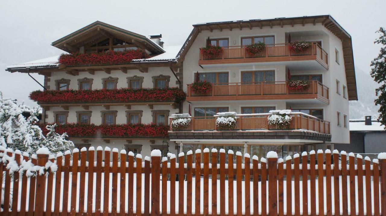 Hotel Garni Elisabeth Zell am Ziller Exterior photo